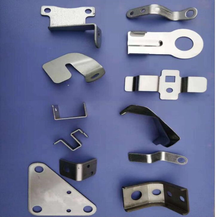 沖壓件廠淺談注塑模在空運(yùn)轉(zhuǎn)檢查時應(yīng)滿足的條件