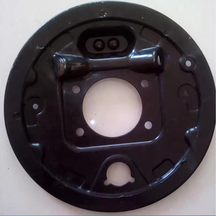  在沖壓件加工廠，導(dǎo)致沖裁件產(chǎn)生毛刺的因素很多